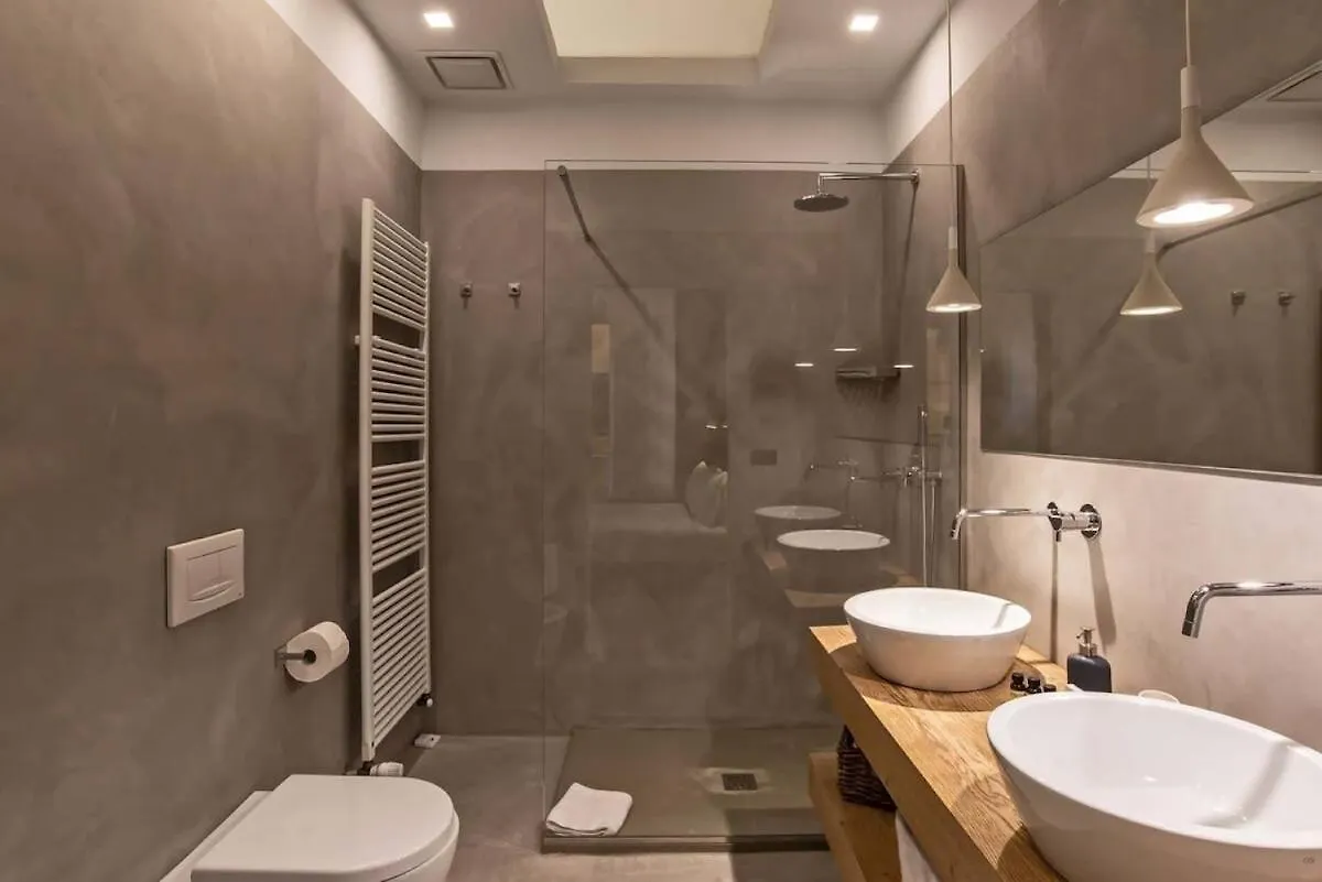 The Charme Of Santa Croce Apartment Florence