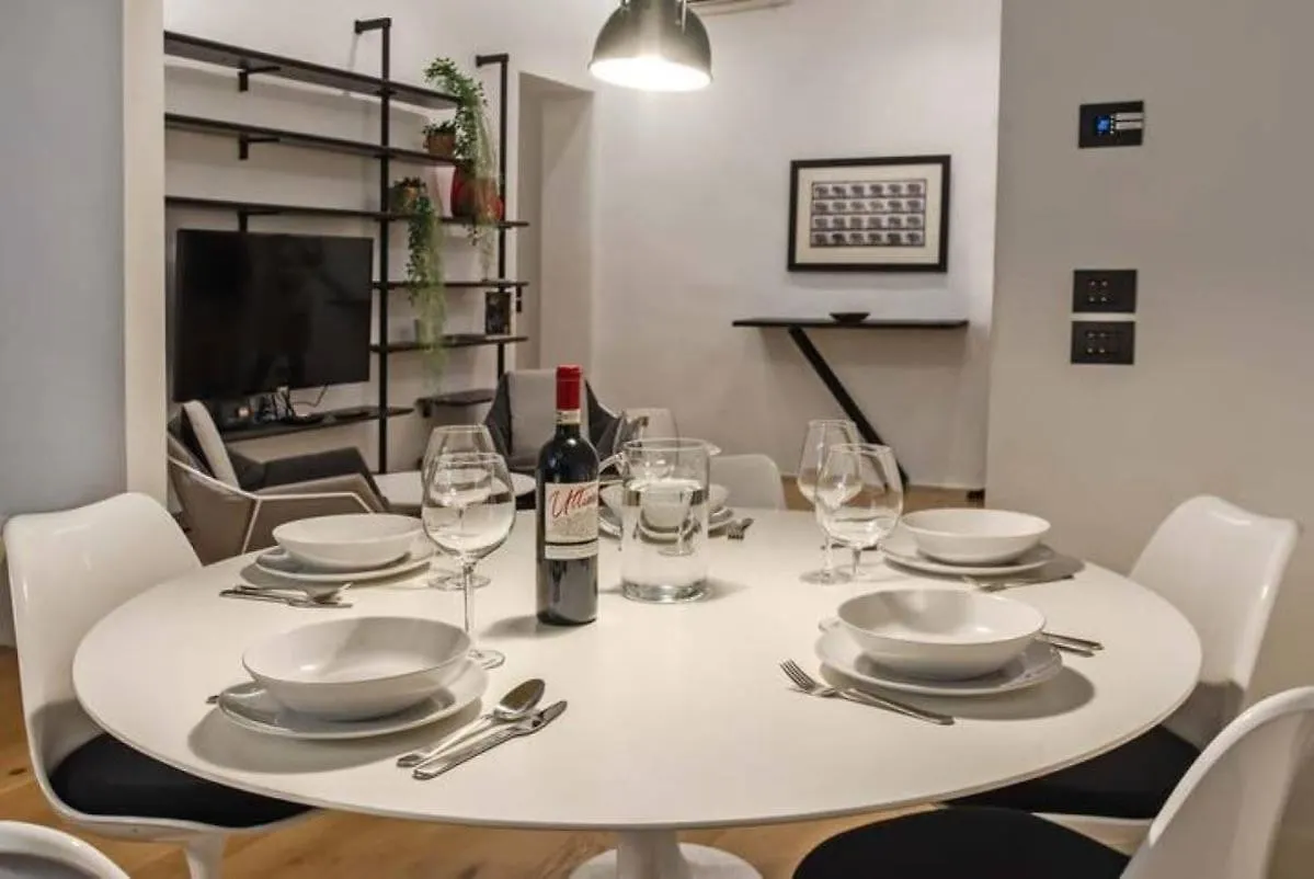 The Charme Of Santa Croce Apartment Florence